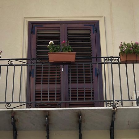 Reginella B&B Palermo Exteriör bild