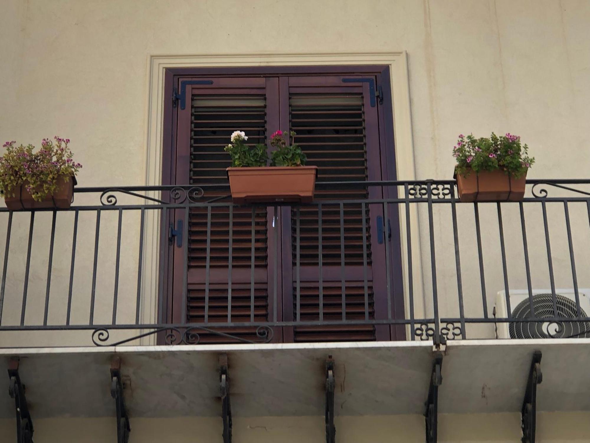 Reginella B&B Palermo Exteriör bild