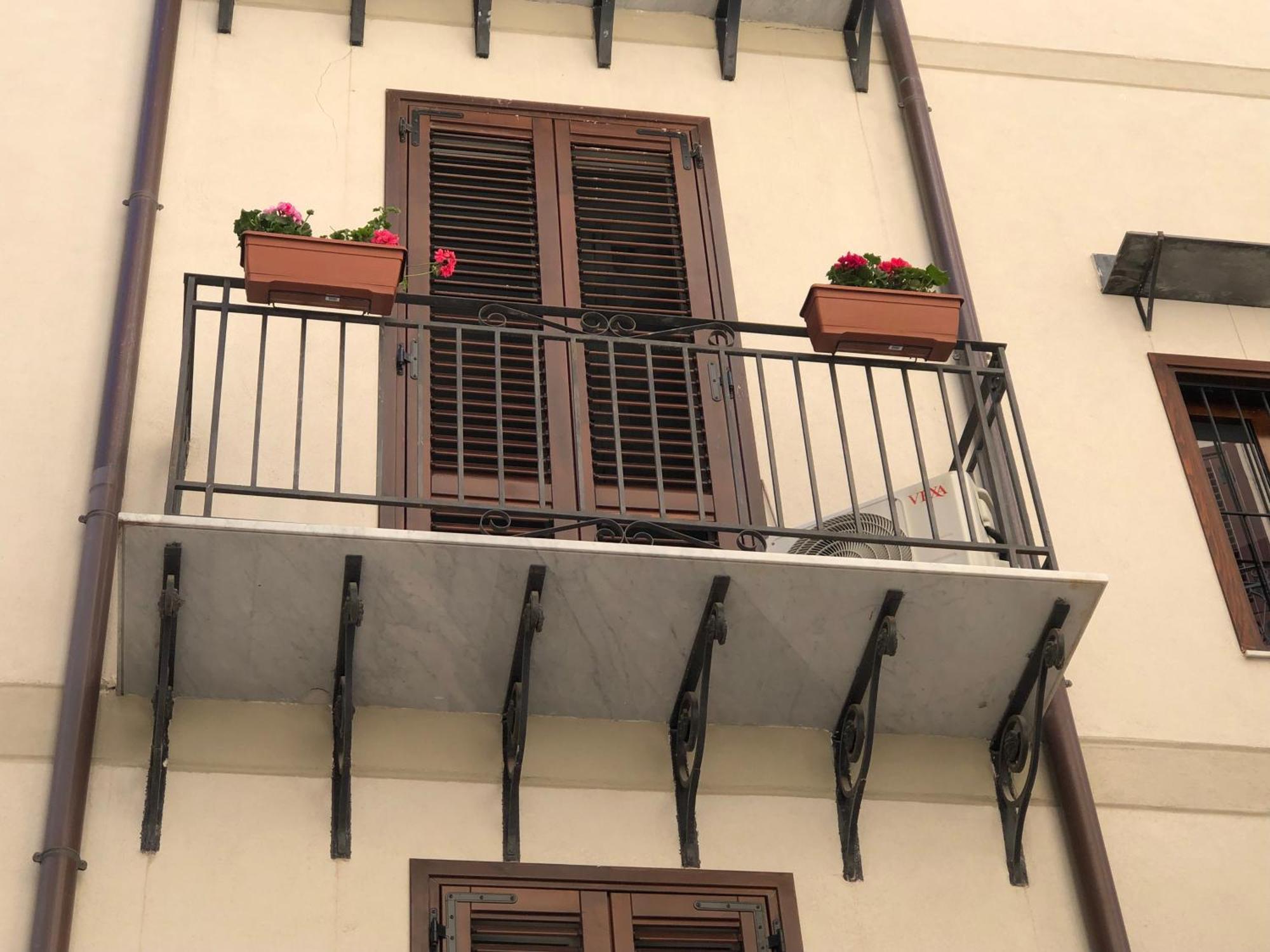 Reginella B&B Palermo Exteriör bild